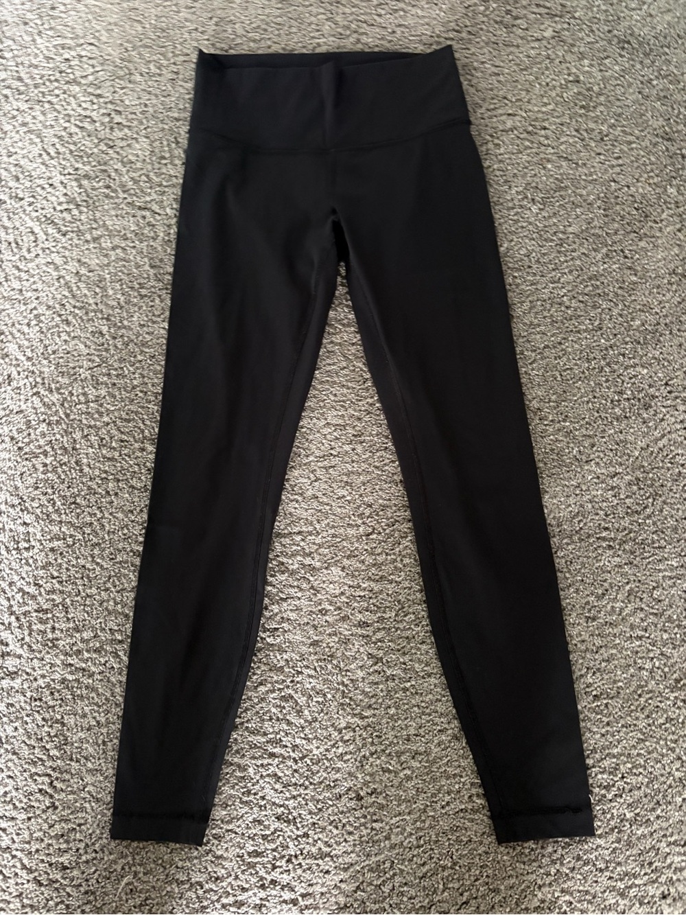 Lululemon Size 8 Wunder Under leggings